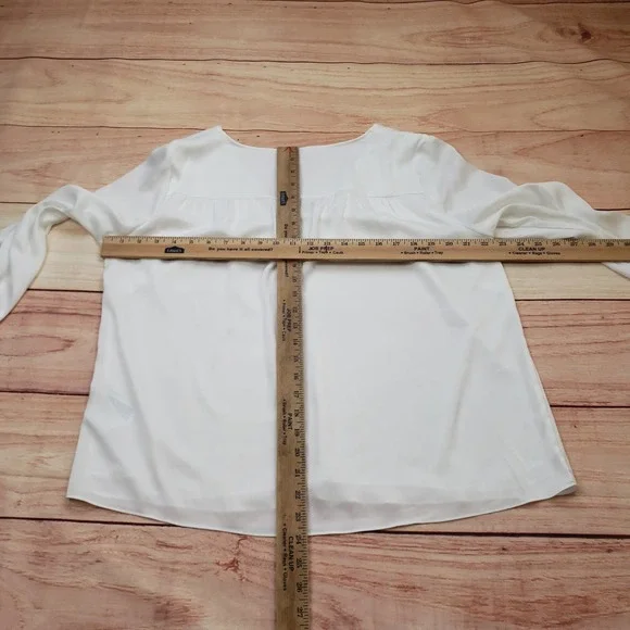 H&M Blouse Womens 12 White V-Neck Long Sleeve Blouse Business Casual Top Ladies - Picture 4 of 8